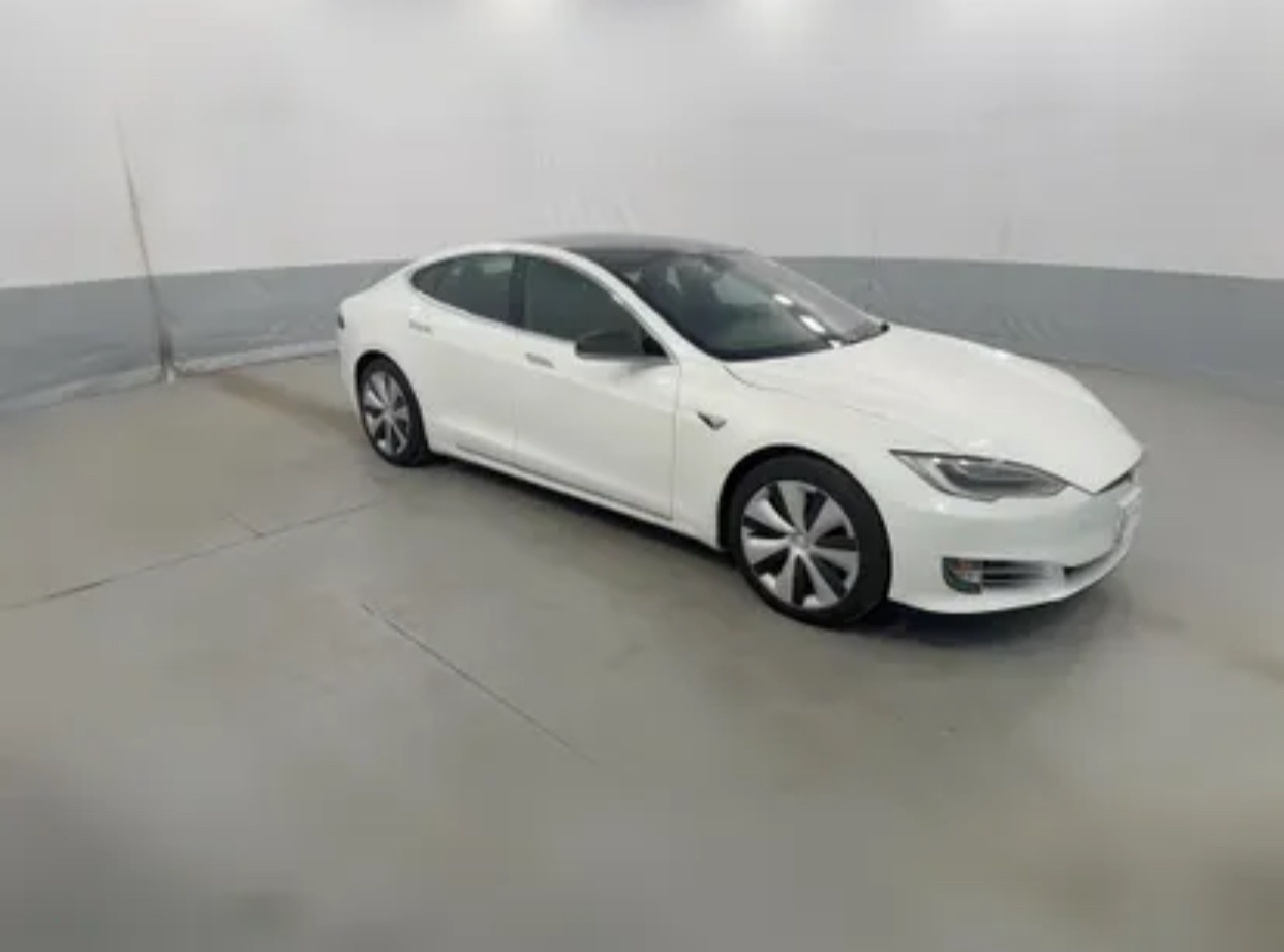 2021 Tesla Model S - View 5