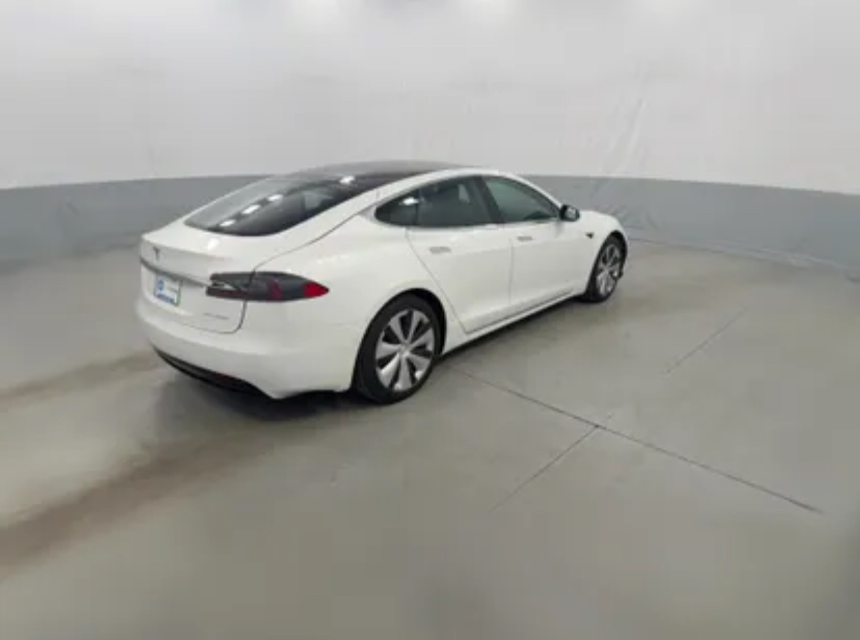 2021 Tesla Model S - View 4