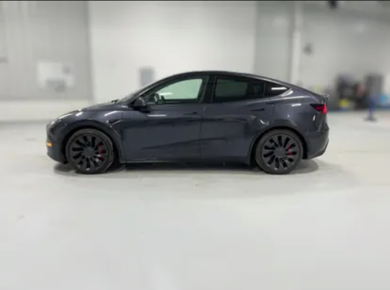 2024 Tesla Model Y - View 2