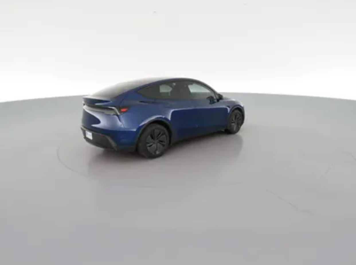 2026 Tesla Model Y - View 3